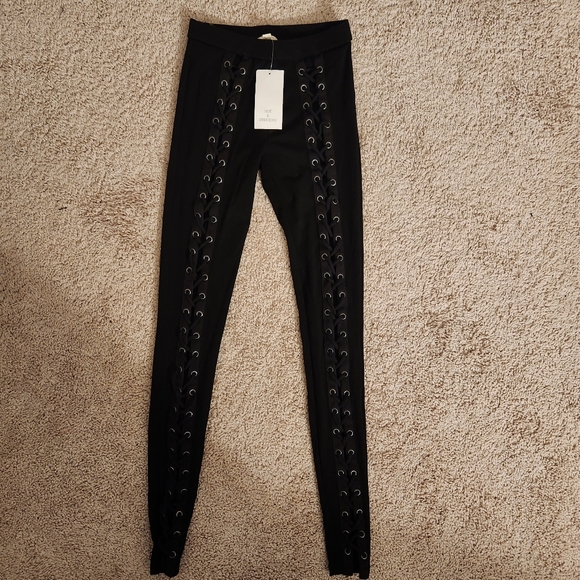 Hot & Delicious Black Corset Leggings Size Small - Picture 4 of 8
